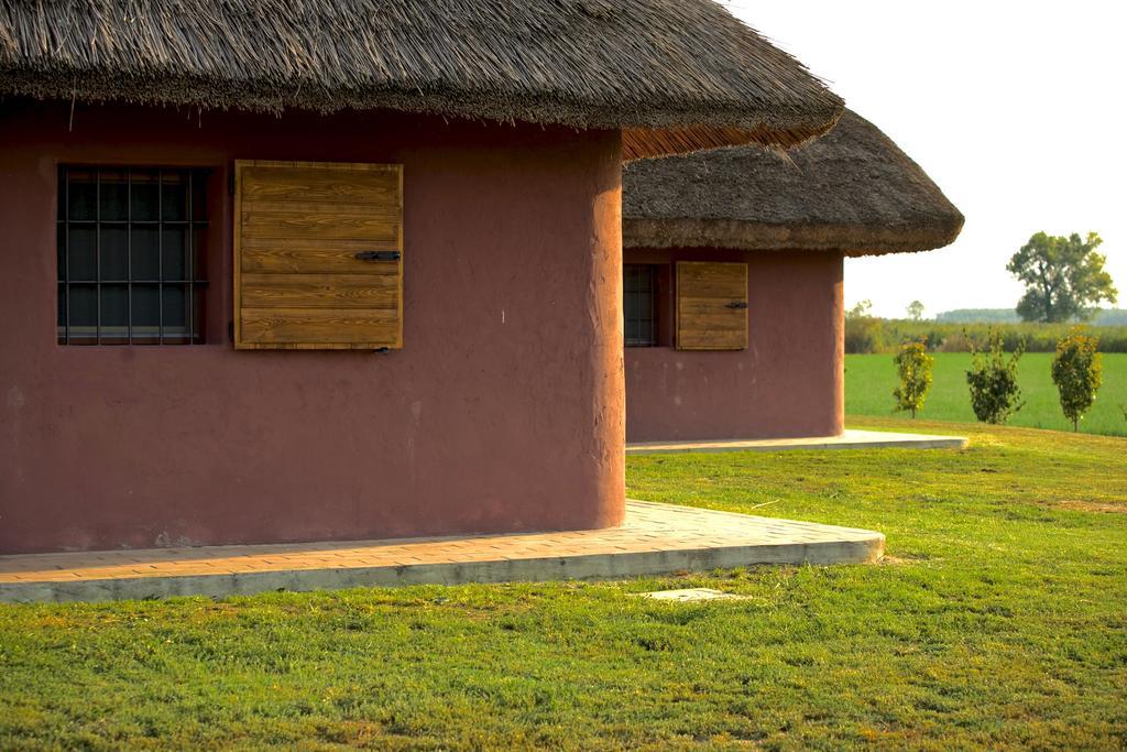 Agriturismo Bassara Le Capanne Argenta Εξωτερικό φωτογραφία